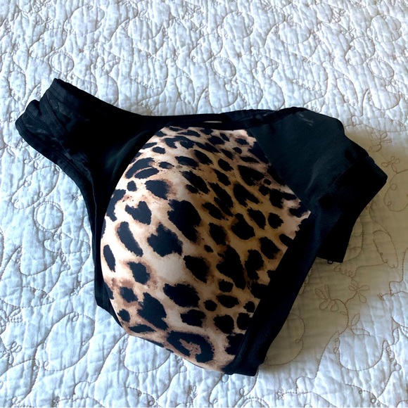 Victoria Secret Leopard Print Bra Size 36DDD - Picture 3 of 10